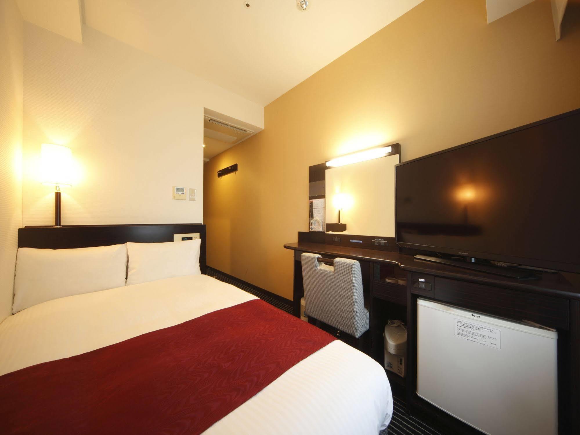 Apa Hotel Sendai Eki Itsutsubashi מראה חיצוני תמונה